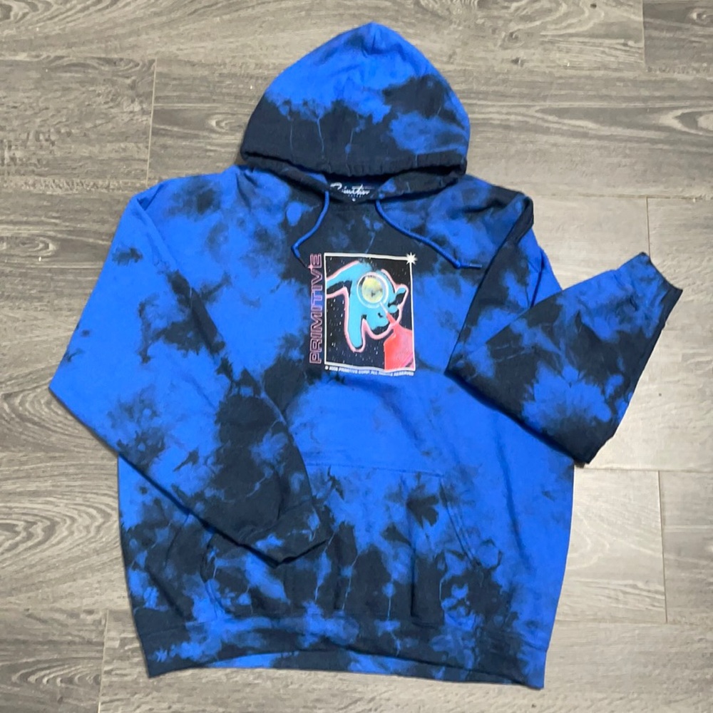 Primitive sweater size L